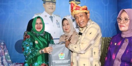 Kriya Muara Enim Laris di Wakatobi WAVE 2025, Batik Petule Diboyong Turis Prancis