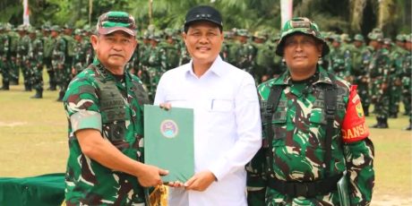 KSAD TNI AD Bersama Bupati Muara Enim Tutup TMMD Ke-126 di Tiga Desa