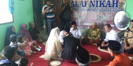 KUA Lawang Kidul Kewalahan Layani Permintaan Pernikahan Usai Lebaran