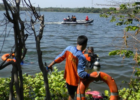 Pencarian Bocah Terseret Arus Selokan di Semarang Dilanjut Besok