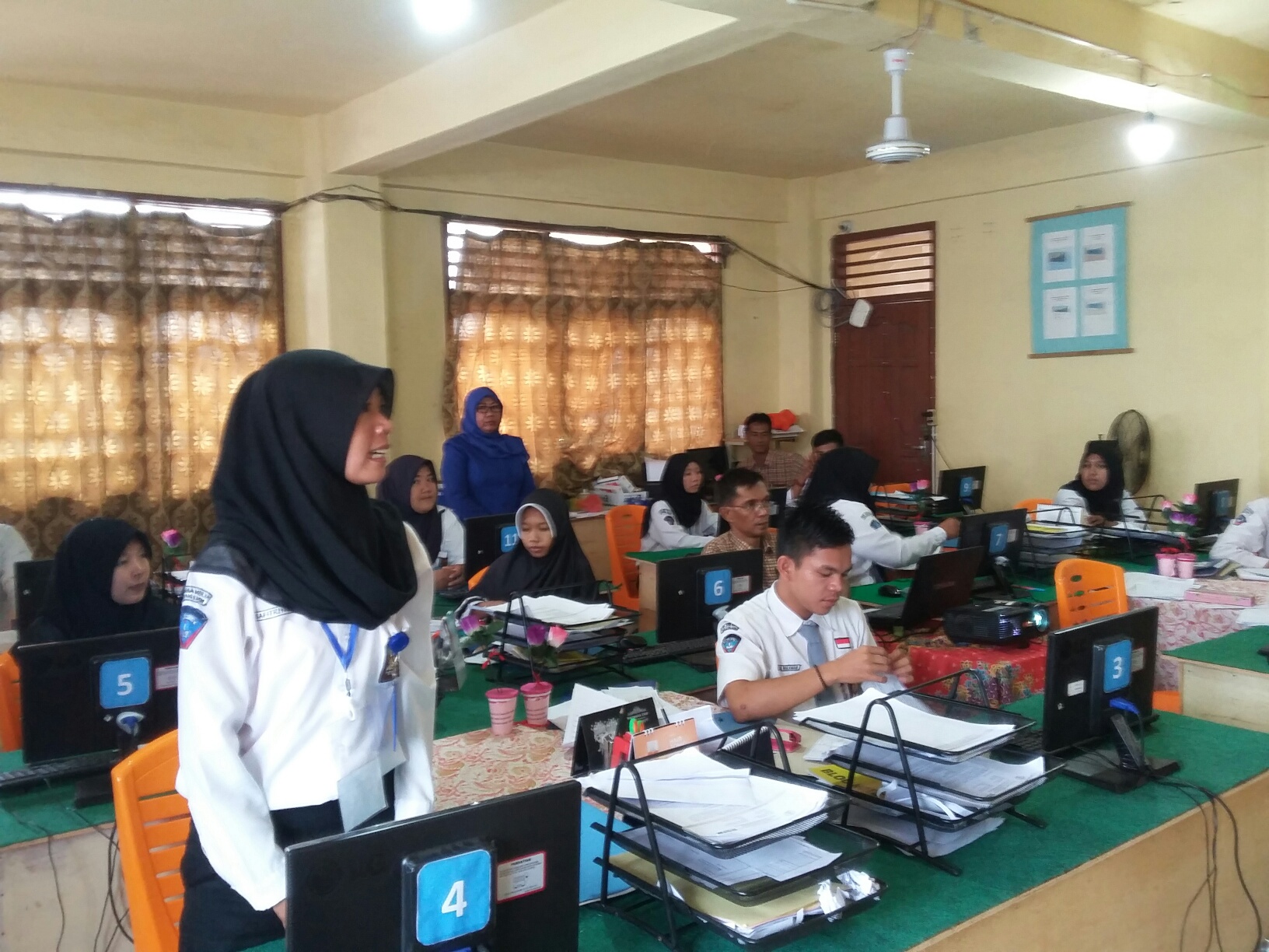 SMK Bina Mulya Sukses Gelar Uji Kompetensi