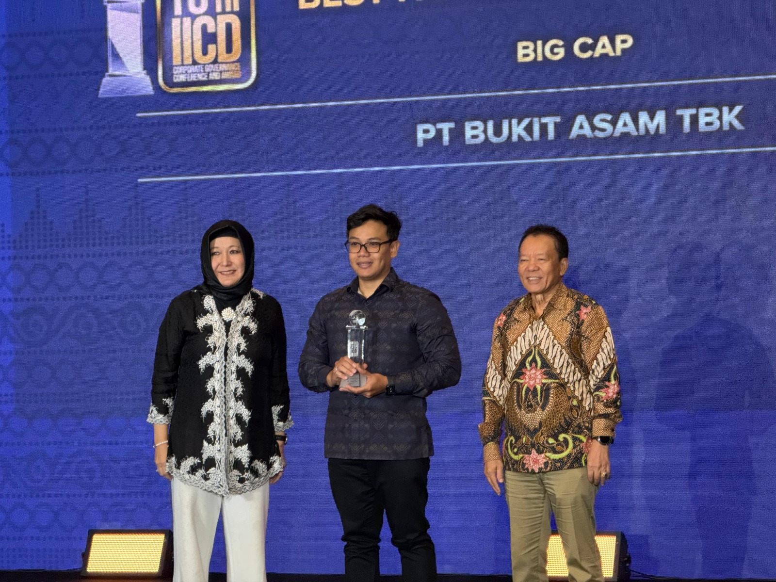 PTBA Raih Dua Penghargaan Bergengsi di Ajang IICD Corporate Governance Award 2025