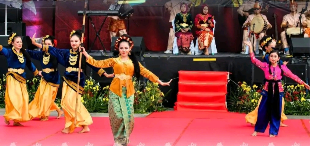 Kisah Raden Bege Simbol Kearifan Lokal Bumi Serasan Sekundang, Tampil Memukau di Festival Sriwijaya 2026 Kisah Raden Bege Simbol Kearifan Lokal Bumi Serasan Sekundang, Tampil Memukau di Festival Sriwijaya 2026